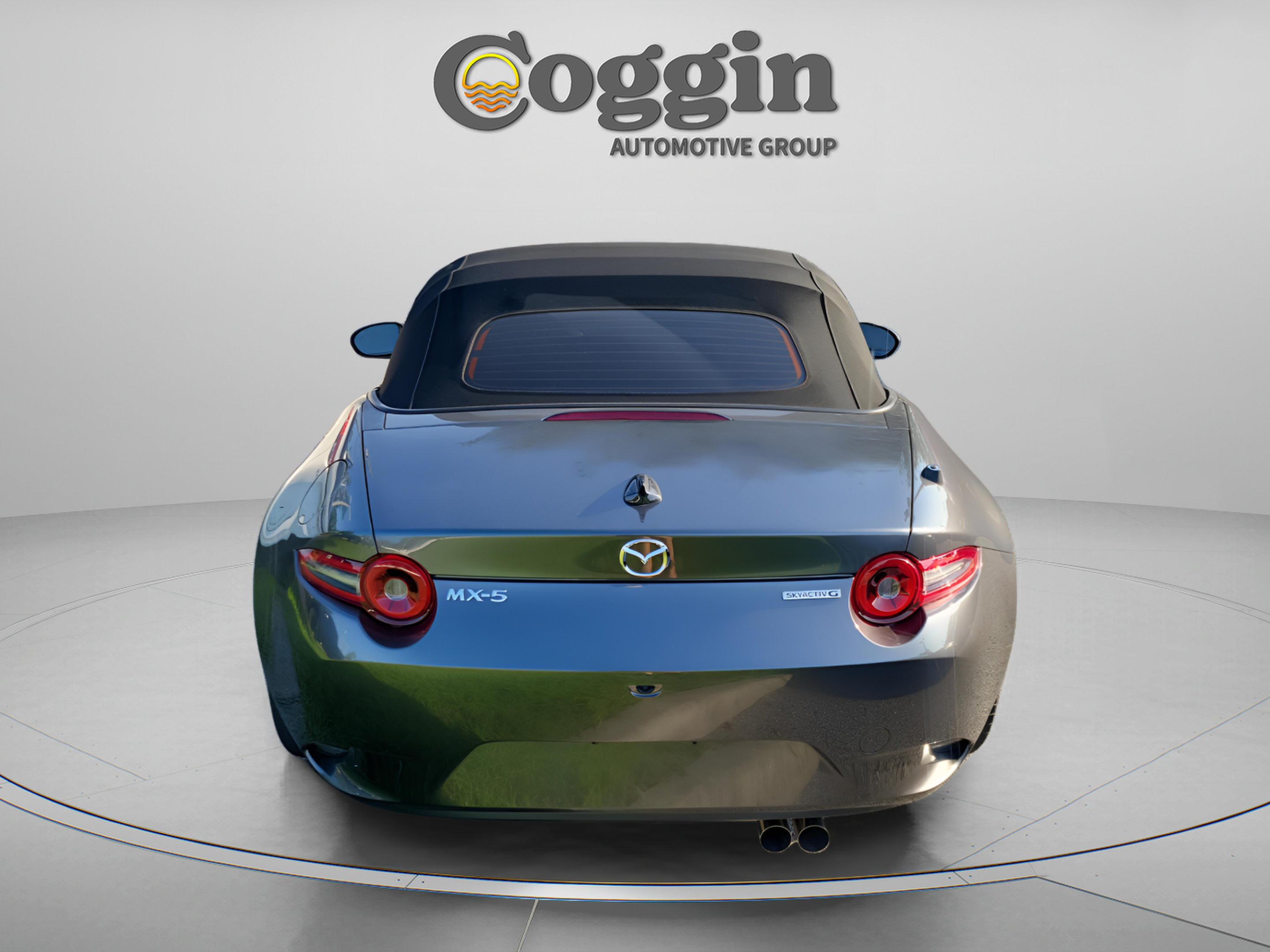 Used 2024 MAZDA MX-5 Miata Grand Touring w/ Weather Package RWD image 4