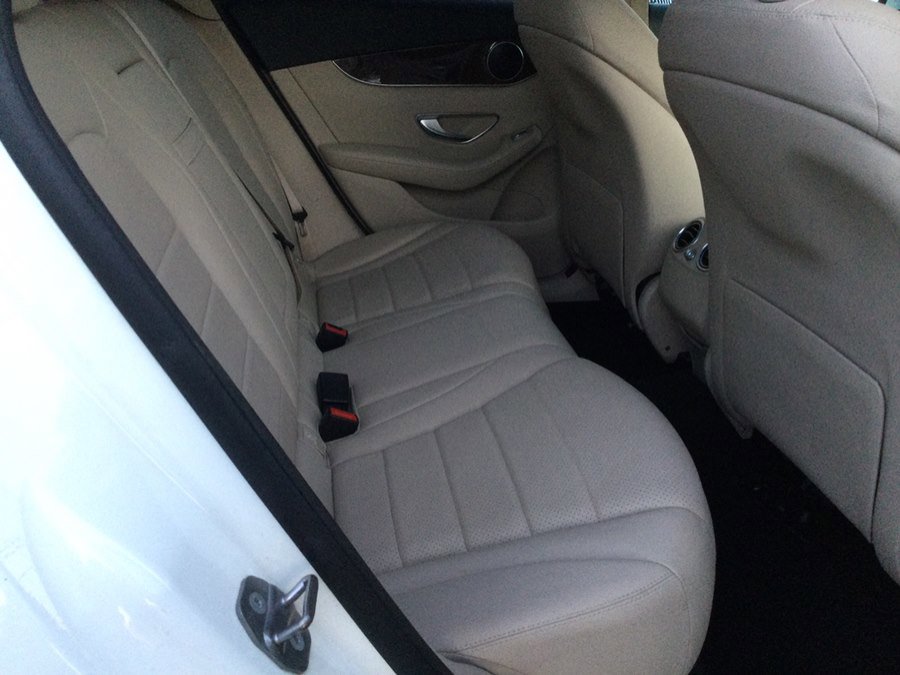 Used 2019 Mercedes-Benz GLC 300 4MATIC image 20