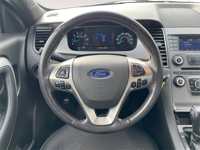 Used 2015 Ford Taurus SEL image 12