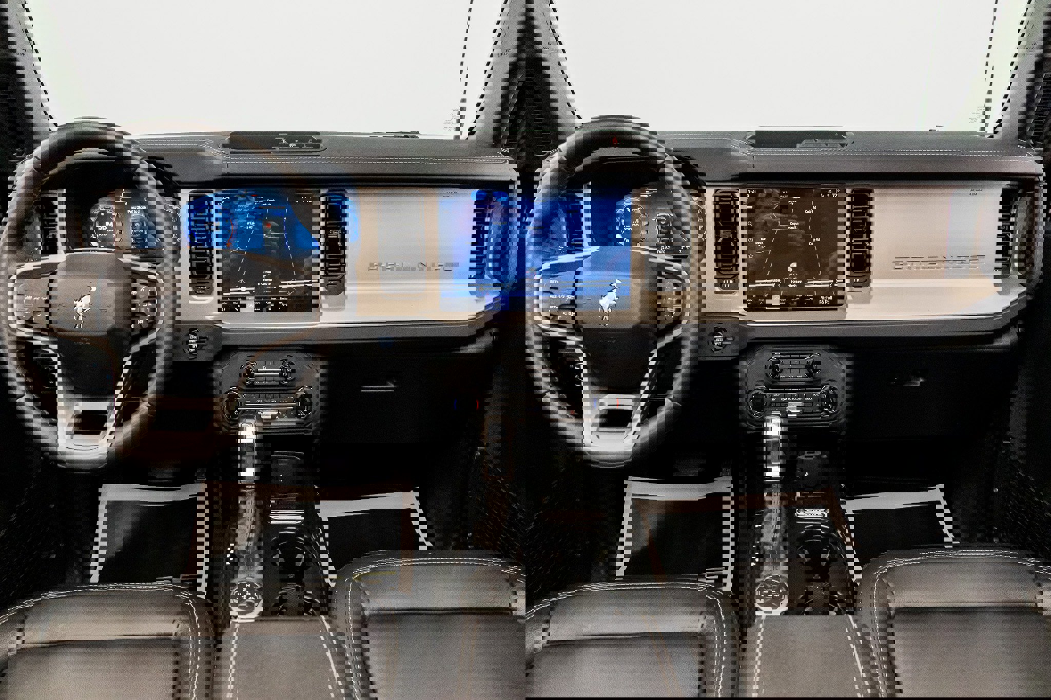 Used 2025 Ford Bronco Outer Banks w/ Sasquatch Package image 43