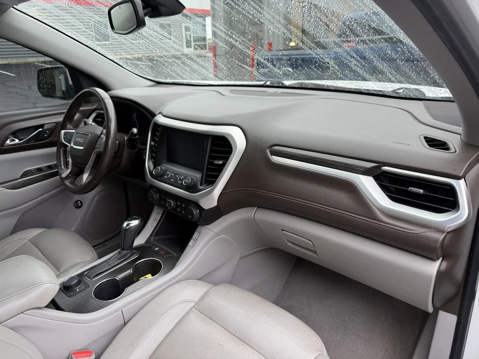 Used 2018 GMC Acadia SLT AWD/4WD image 14