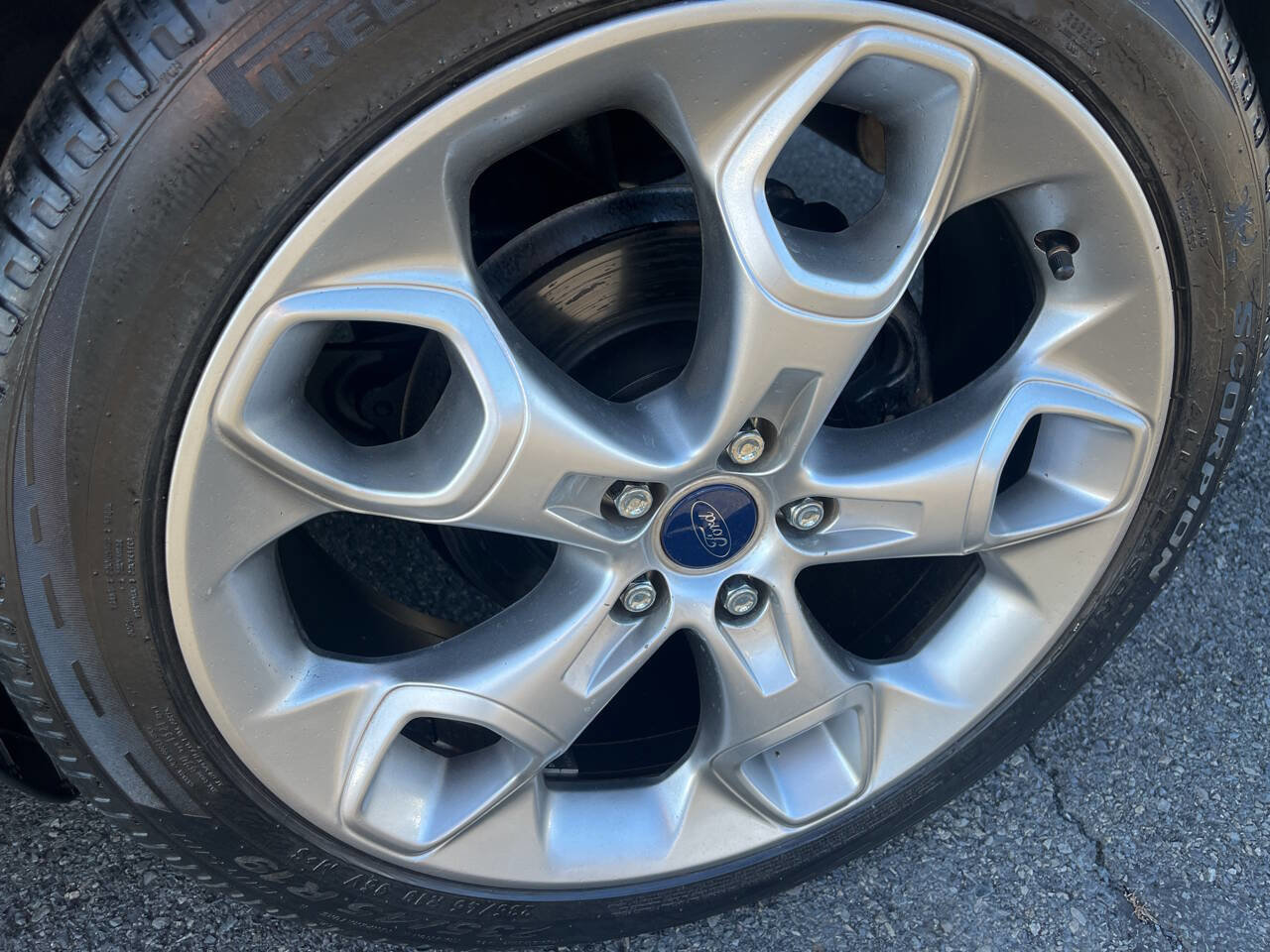 Used 2016 Ford Escape Titanium w/ Equipment Group 301A image 10