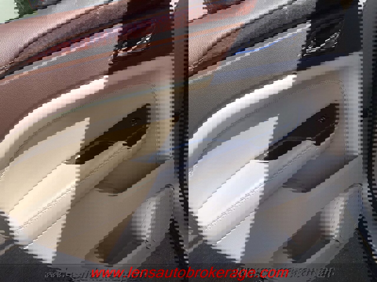 Used 2015 Cadillac SRX Performance w/ Driver Awareness Package FWD image 14