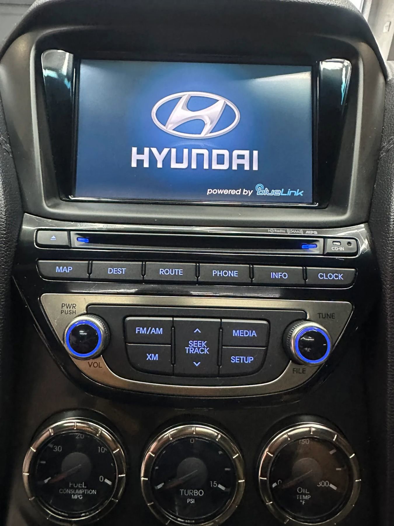 Used 2013 Hyundai Genesis 2.0T RWD image 18