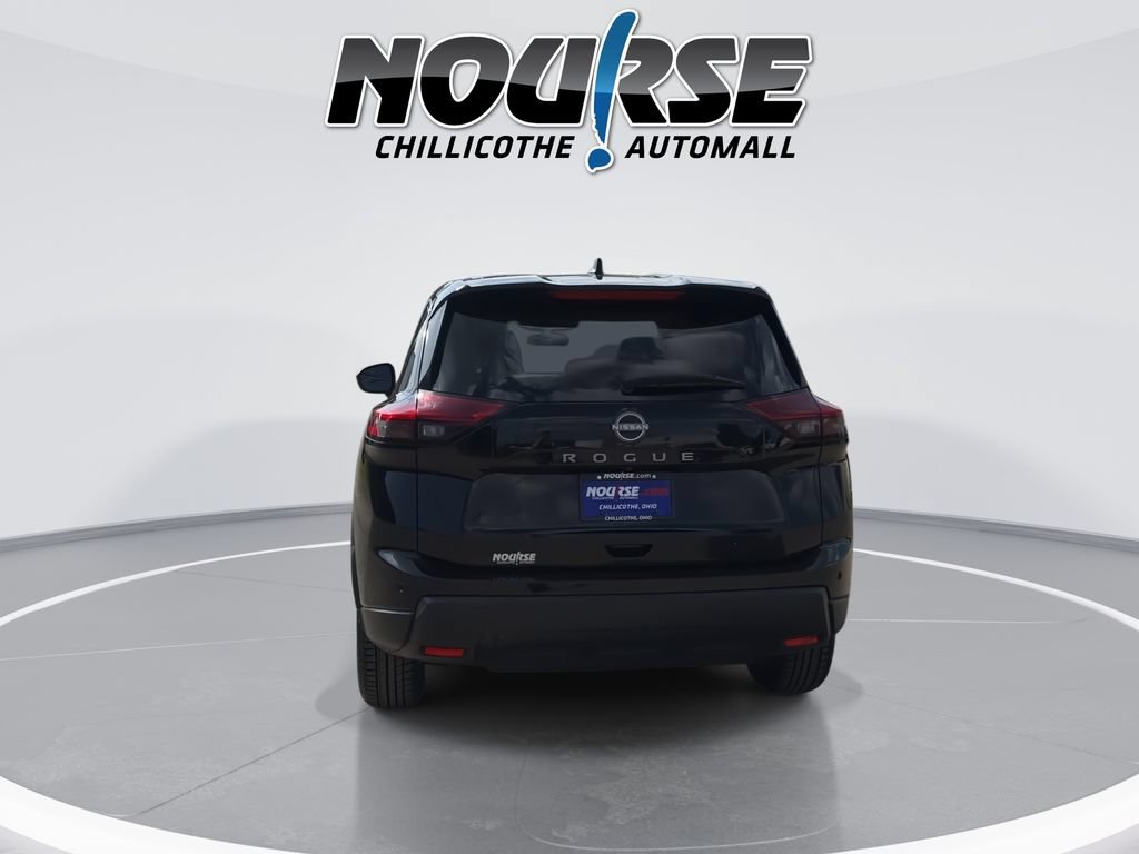 Used 2024 Nissan Rogue S FWD image 7