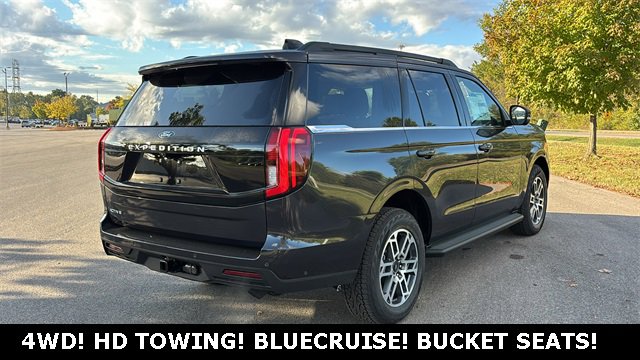 New 2025 Ford Expedition Active image 30