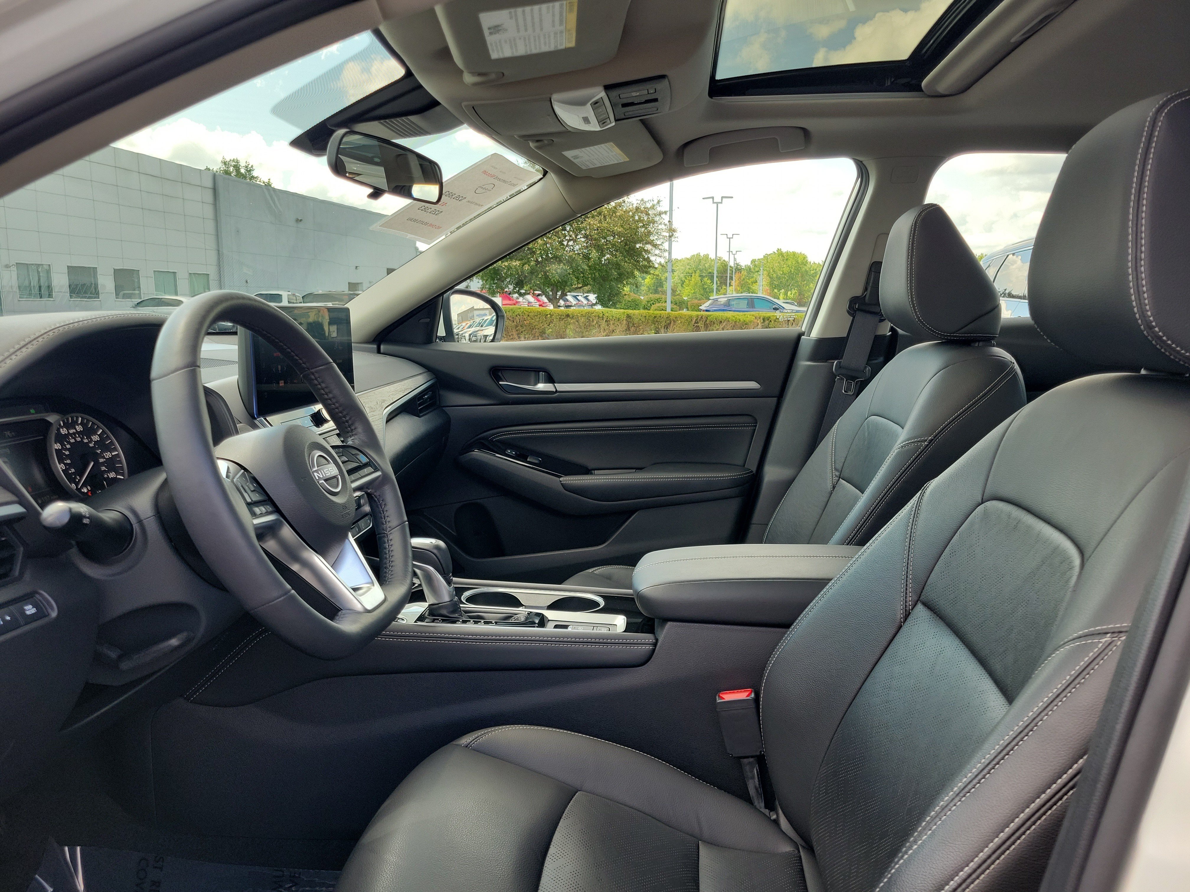 Certified 2023 Nissan Altima 2.5 SL FWD image 15