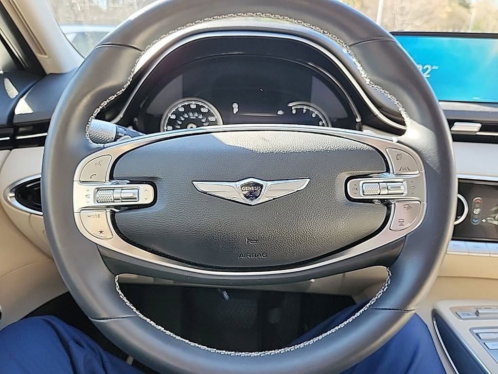 Used 2023 Genesis GV70 2.5T Select w/ Select Package image 7