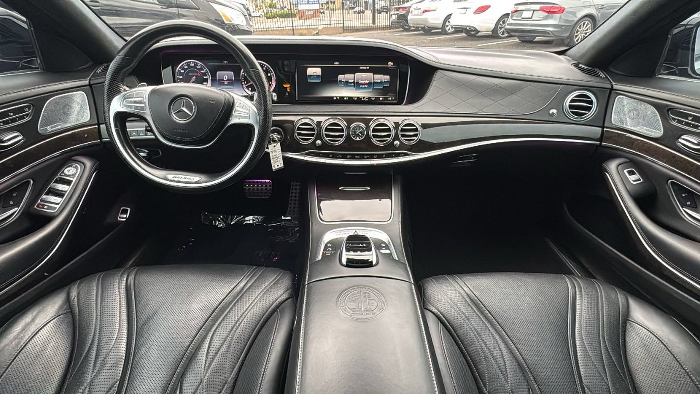 Used 2015 Mercedes-Benz S 63 AMG 4MATIC Sedan image 23