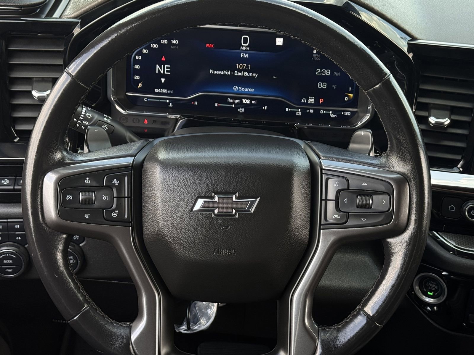 Used 2022 Chevrolet Silverado 1500 ZR2 w/ Technology Package image 17