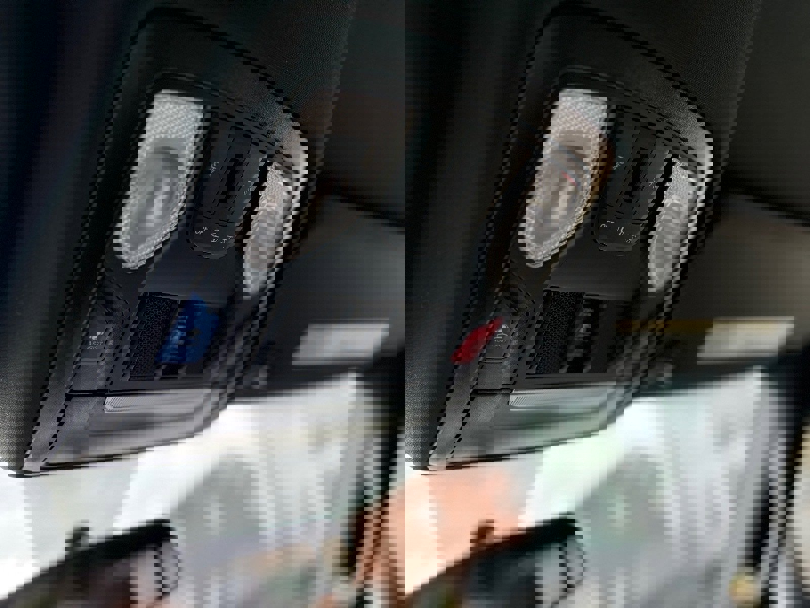 Used 2024 RAM 2500 Tradesman w/ Chrome Appearance Group image 17