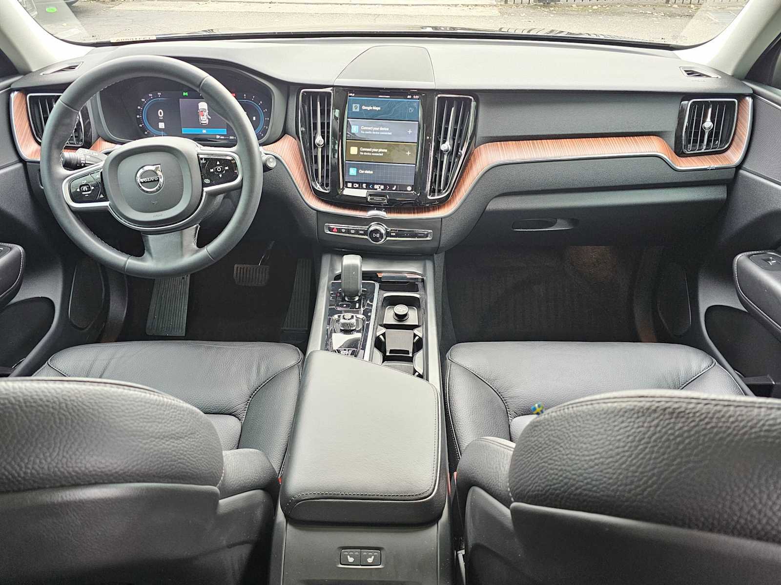 Certified 2023 Volvo XC60 B5 Plus w/ Climate Package image 14