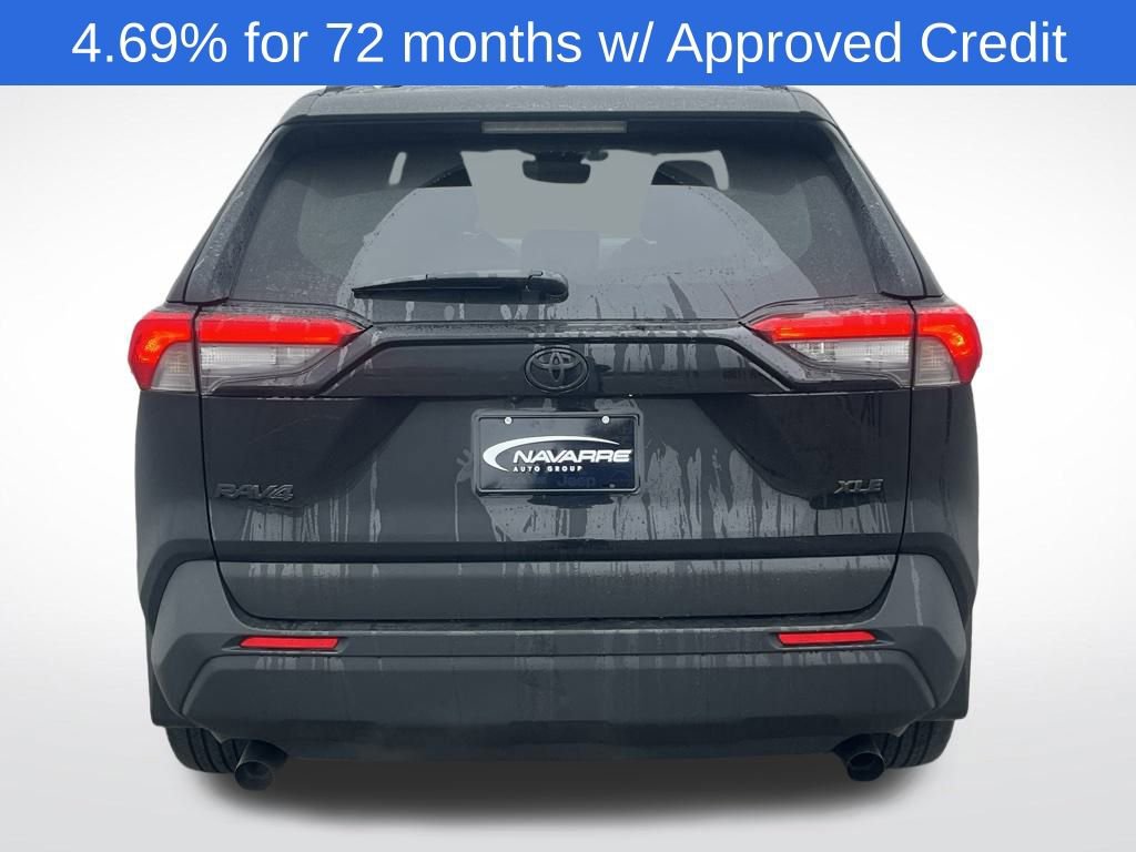 Used 2025 Toyota RAV4 XLE Premium image 11