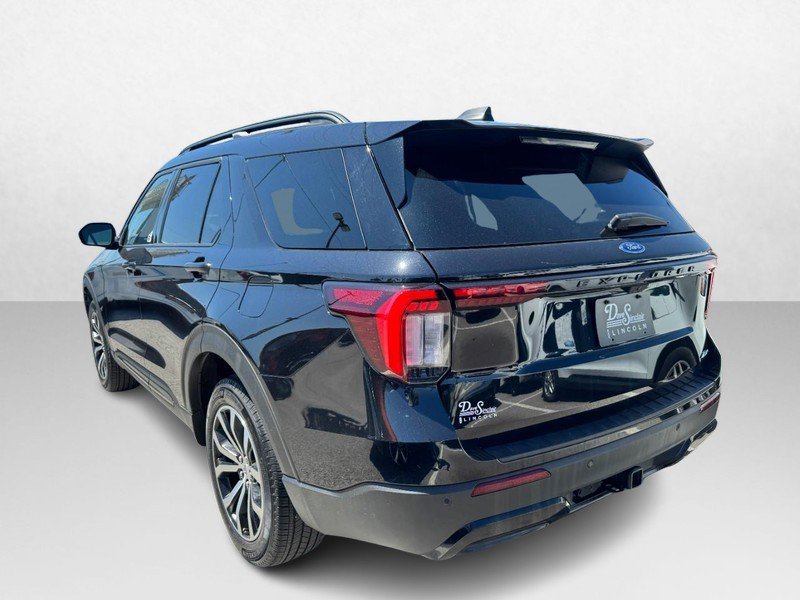 Used 2025 Ford Explorer ST-Line AWD/4WD image 7