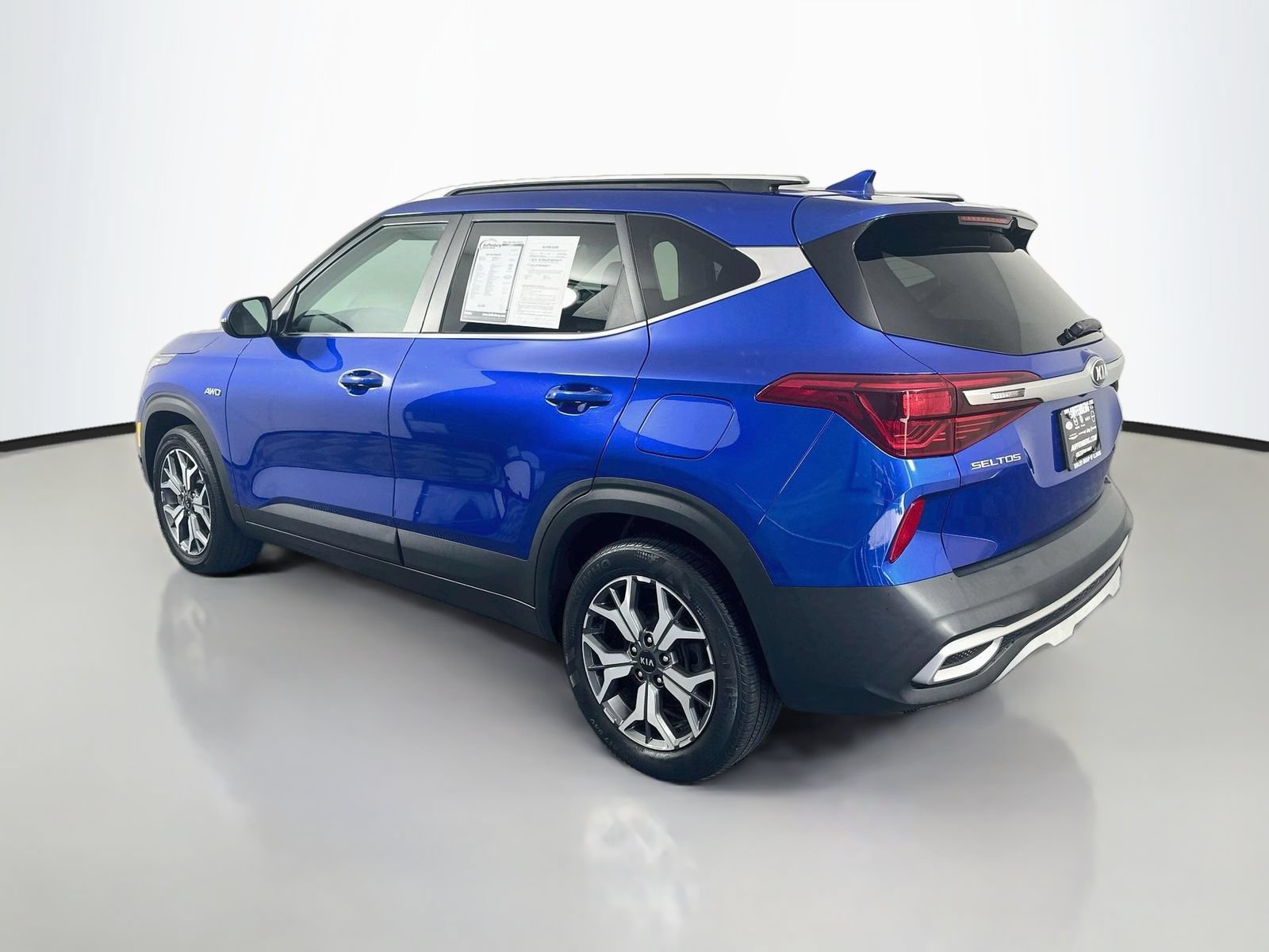 Used 2021 Kia Seltos EX AWD/4WD image 5
