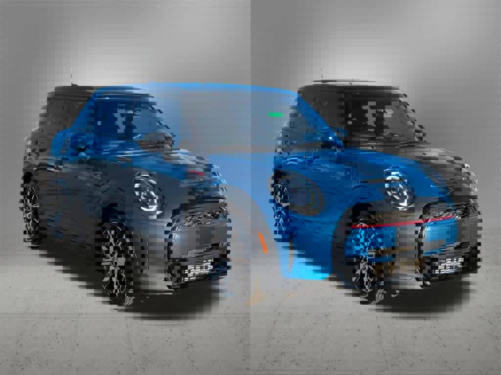 Used 2022 MINI Cooper S w/ Driver Assistance Package image 8