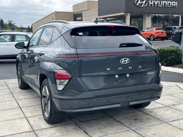 Certified 2024 Hyundai Kona SEL FWD image 11