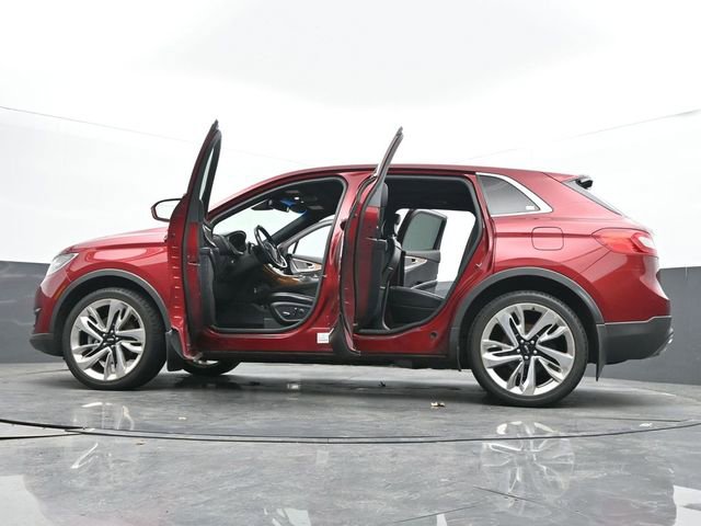 Used 2016 Lincoln MKX Reserve w/ Driver Assistance Package image 50