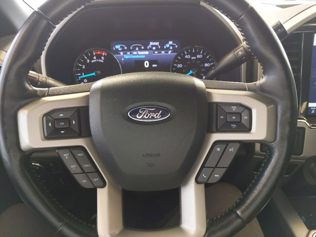 Used 2022 Ford F350 Lariat w/ Tremor Off-Road Package AWD/4WD image 18