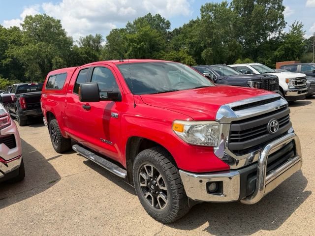 Used 2014 Toyota Tundra SR5 AWD/4WD image 3