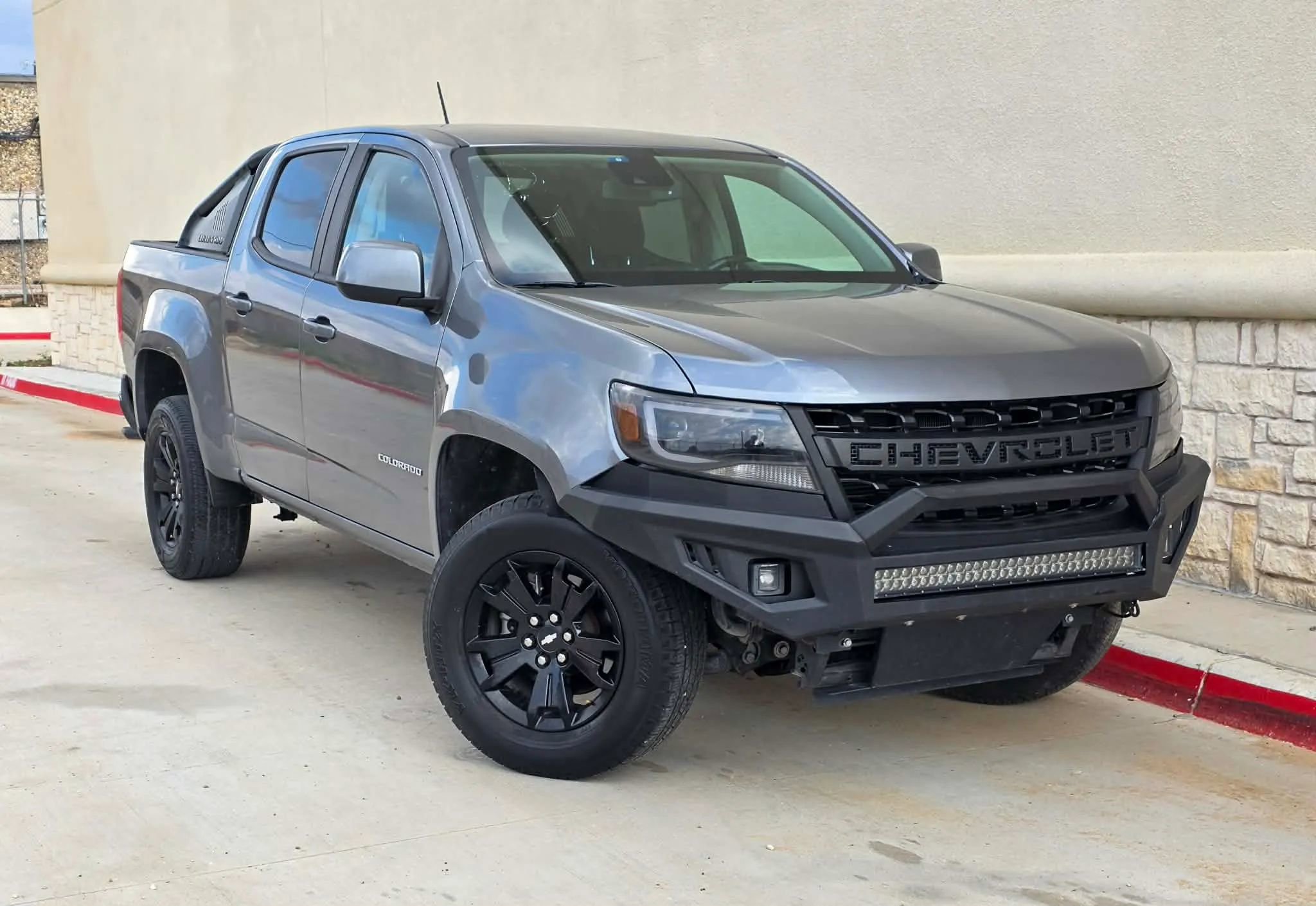 Used 2021 Chevrolet Colorado LT w/ Safety Package image 1