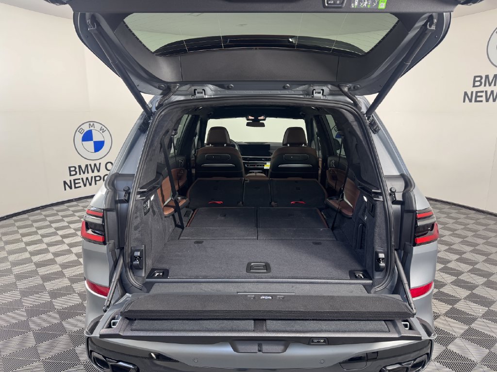 New 2027 BMW X7 M60i AWD/4WD image 21