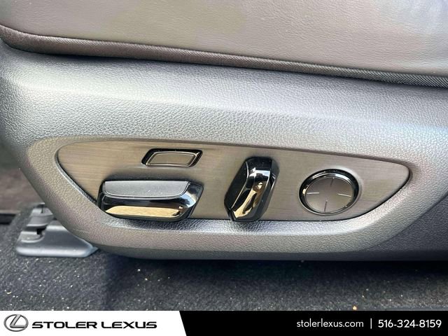 Used 2024 Lexus RX 350 AWD w/ Technology Package image 23