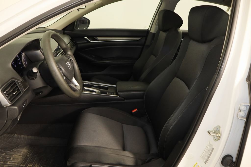 Used 2018 Honda Accord LX image 15