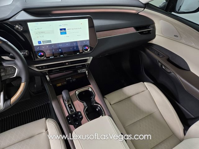New 2026 Lexus RX 450h AWD image 15