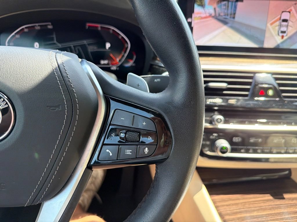 Used 2021 BMW 530i w/ Premium Package RWD image 20