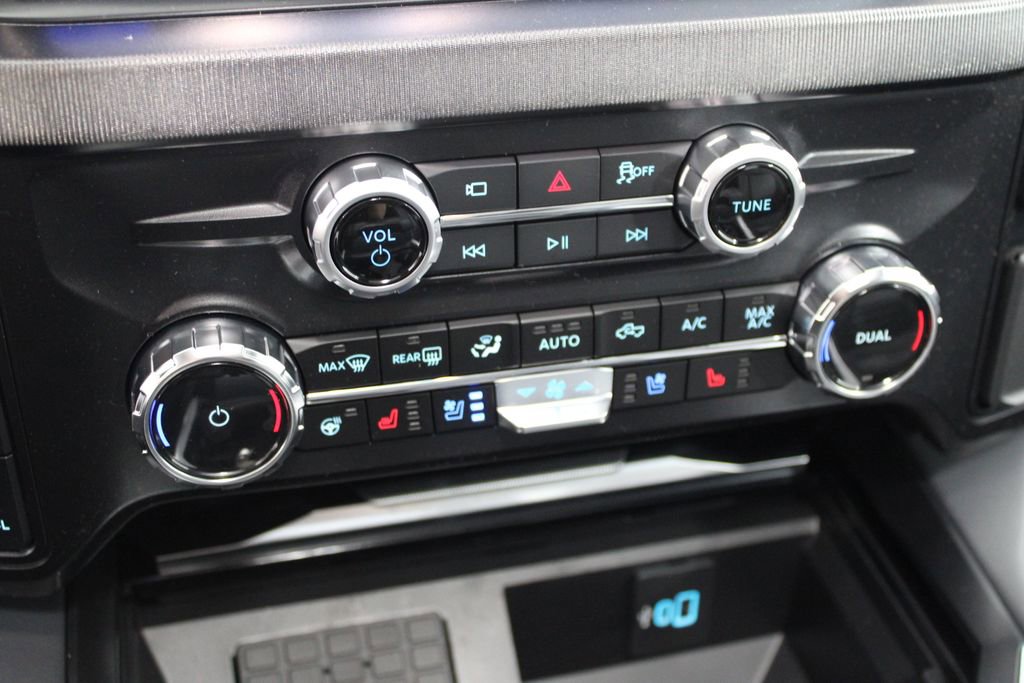 New 2026 Ford F250 Platinum image 51