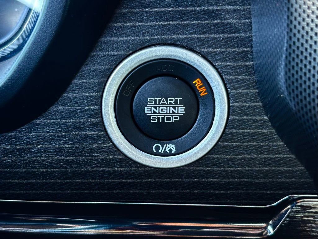 Used 2023 RAM 1500 Limited image 19