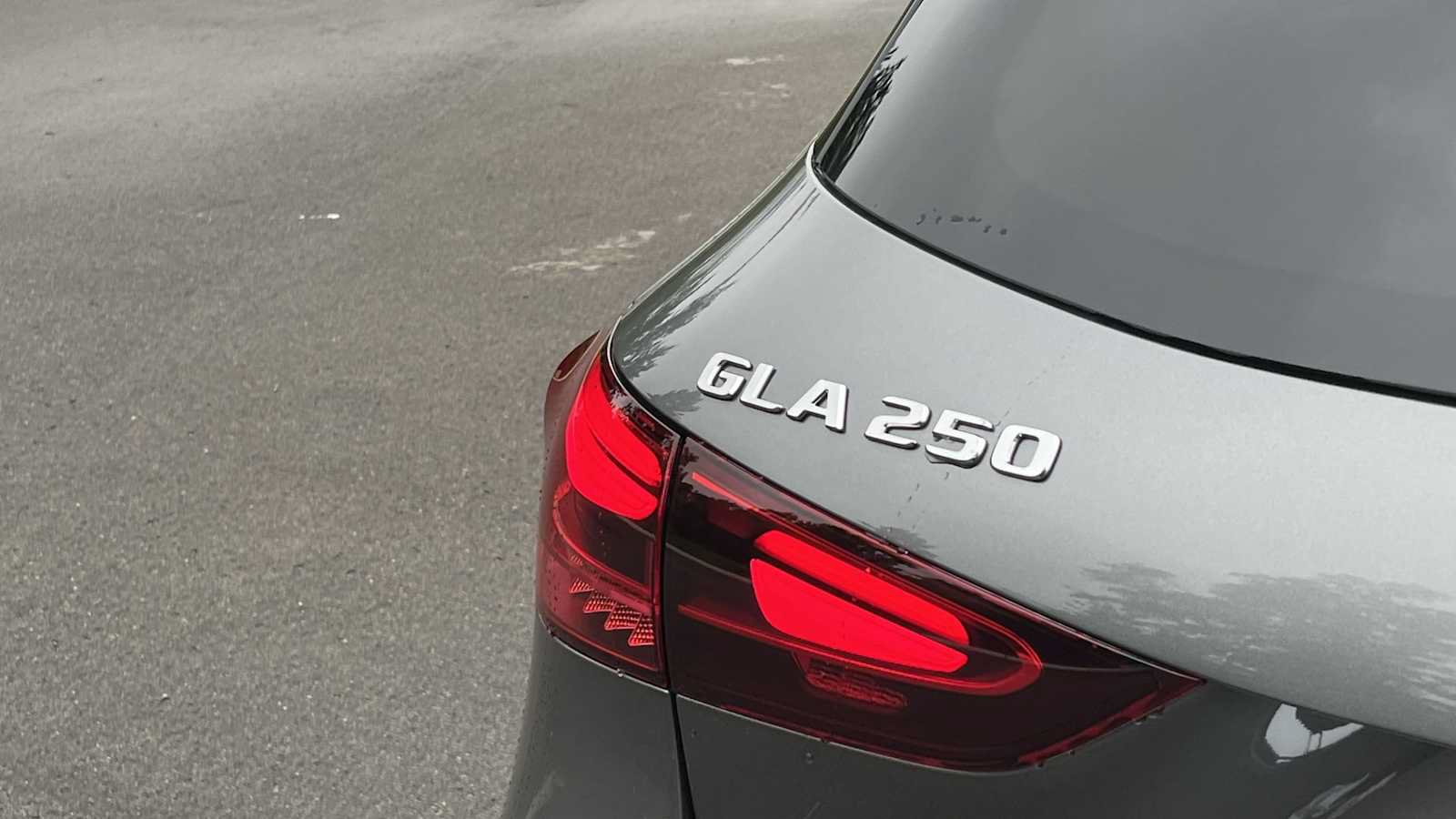 New 2026 Mercedes-Benz GLA 250 4MATIC image 26