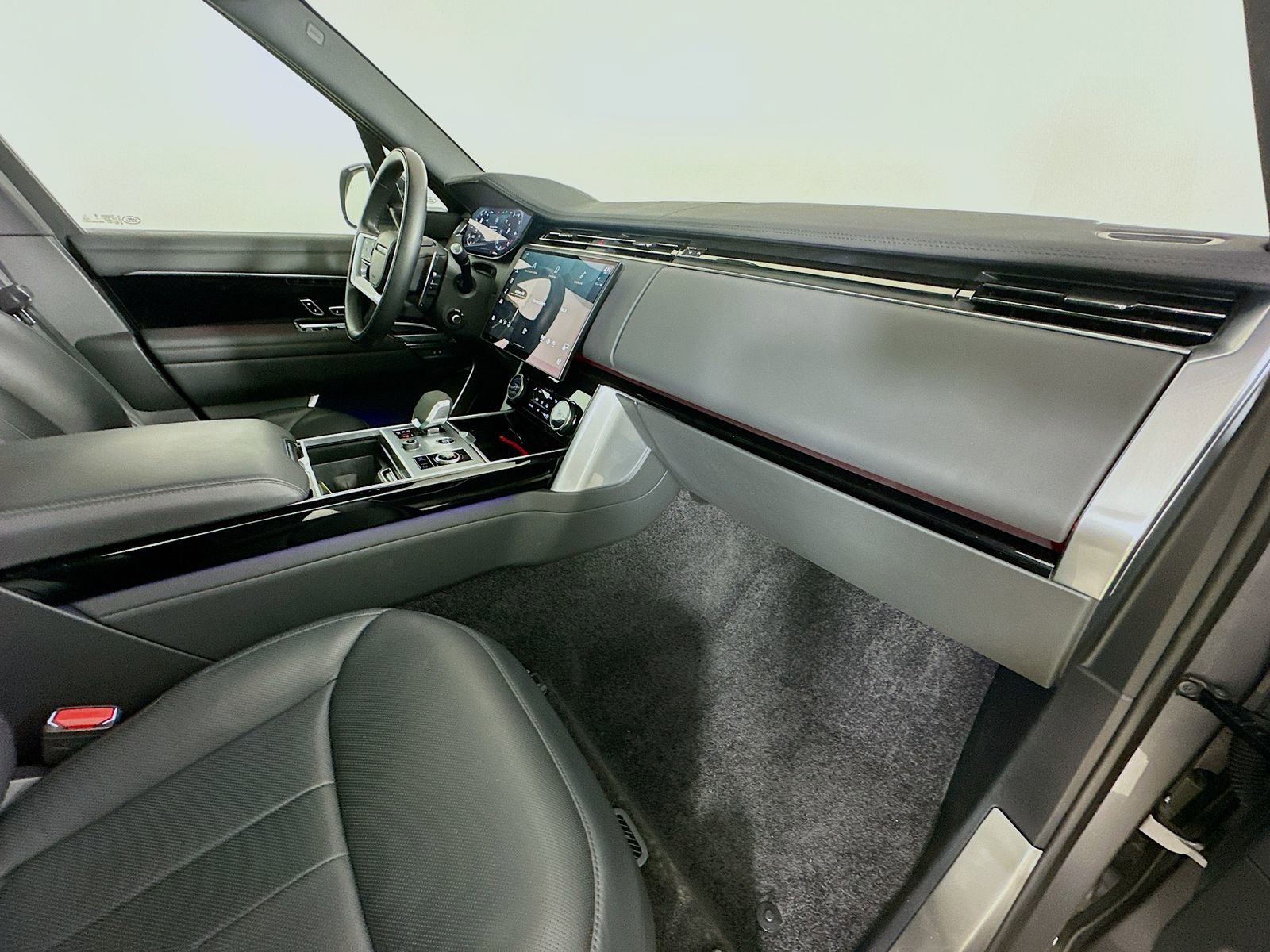 Used 2023 Land Rover Range Rover SE AWD/4WD image 45