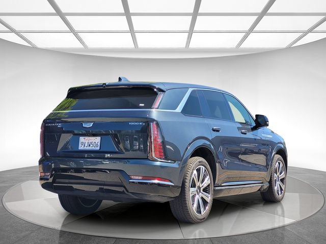 New 2025 Cadillac Escalade IQ Luxury 2 w/ LPO, Premium Carpet Package AWD/4WD image 4