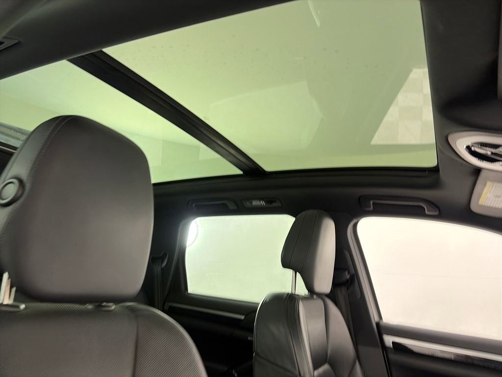 Used 2013 Porsche Cayenne image 28