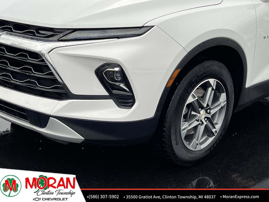 Certified 2024 Chevrolet Blazer LT w/ Convenience Package FWD image 9