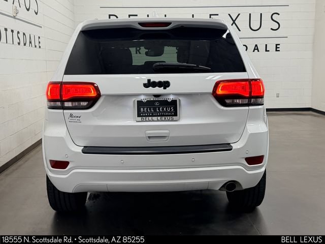 Used 2022 Jeep Grand Cherokee Laredo X RWD image 5