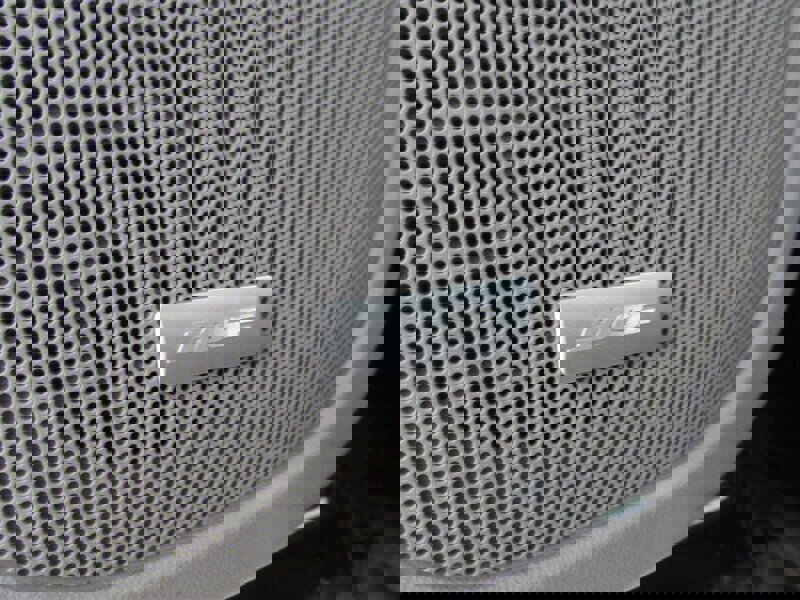 Used 2023 GMC Acadia SLT image 30