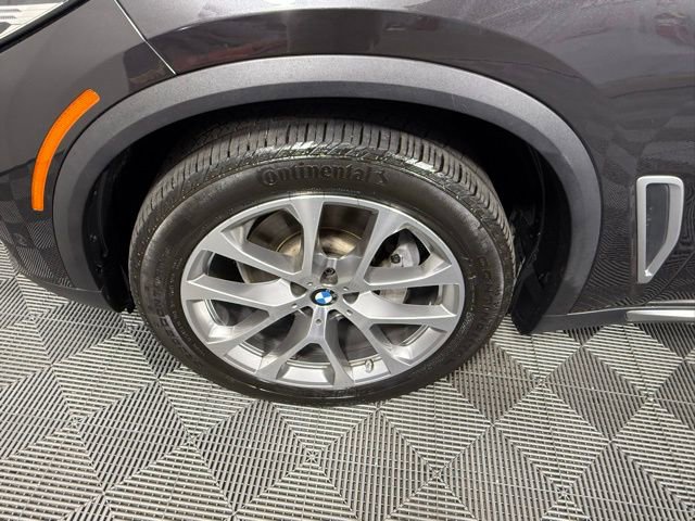 Used 2020 BMW X5 xDrive40i w/ Convenience Package image 16