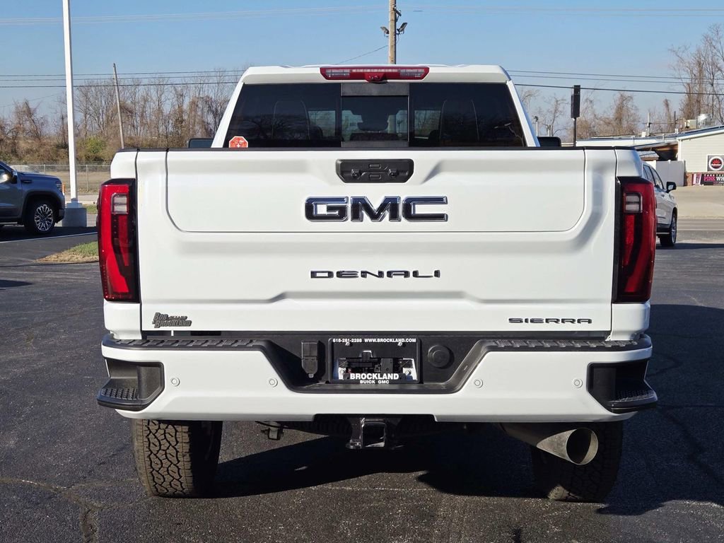 New 2026 GMC Sierra 2500 Denali Ultimate image 4