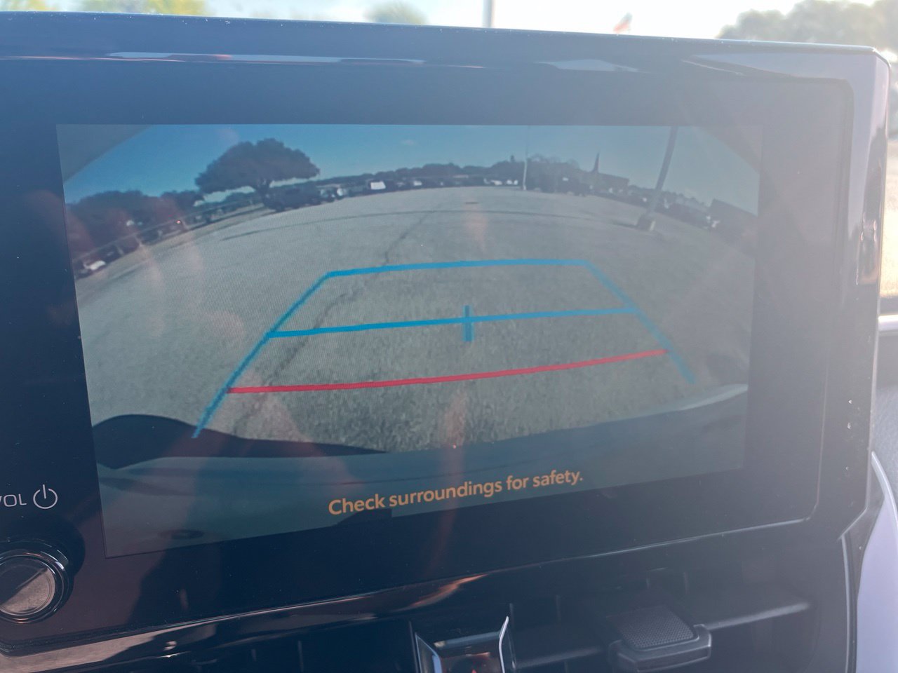 Used 2025 Toyota Corolla LE FWD image 11