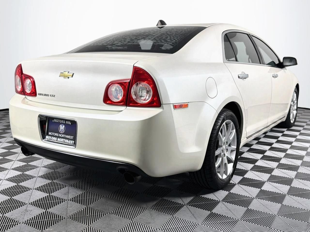 Used 2012 Chevrolet Malibu LTZ FWD image 25