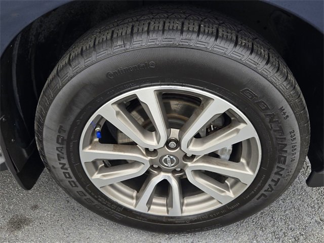 Used 2014 Nissan Pathfinder S image 17