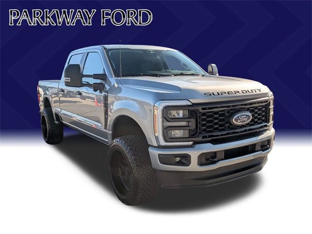 Used 2023 Ford F250 XL w/ STX Appearance Package image 3