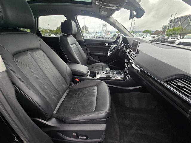 Used 2018 Audi Q5 2.0T Premium Plus w/ Premium Plus Package AWD/4WD image 11