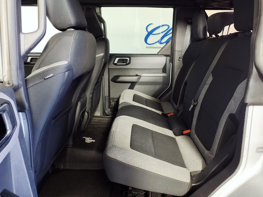 Used 2022 Ford Bronco Big Bend image 9