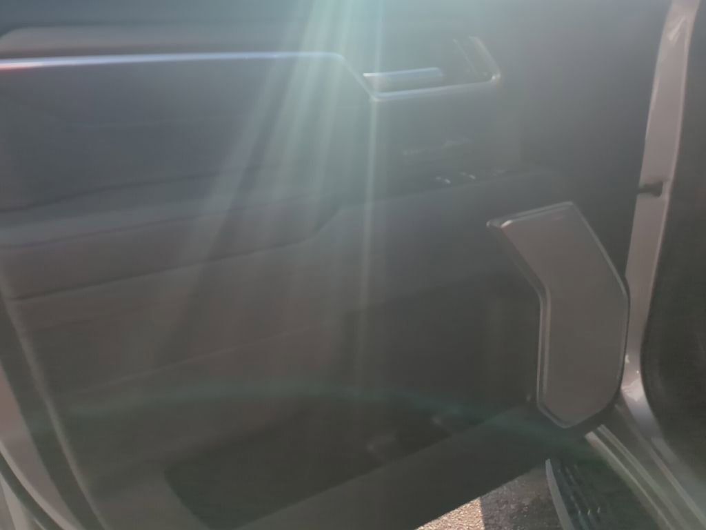 Used 2025 Chevrolet Silverado 1500 High Country w/ Z71 Off-Road Package image 29