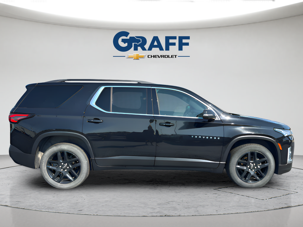 Used 2023 Chevrolet Traverse LT w/ Rear Camera Mirror Package AWD/4WD image 9