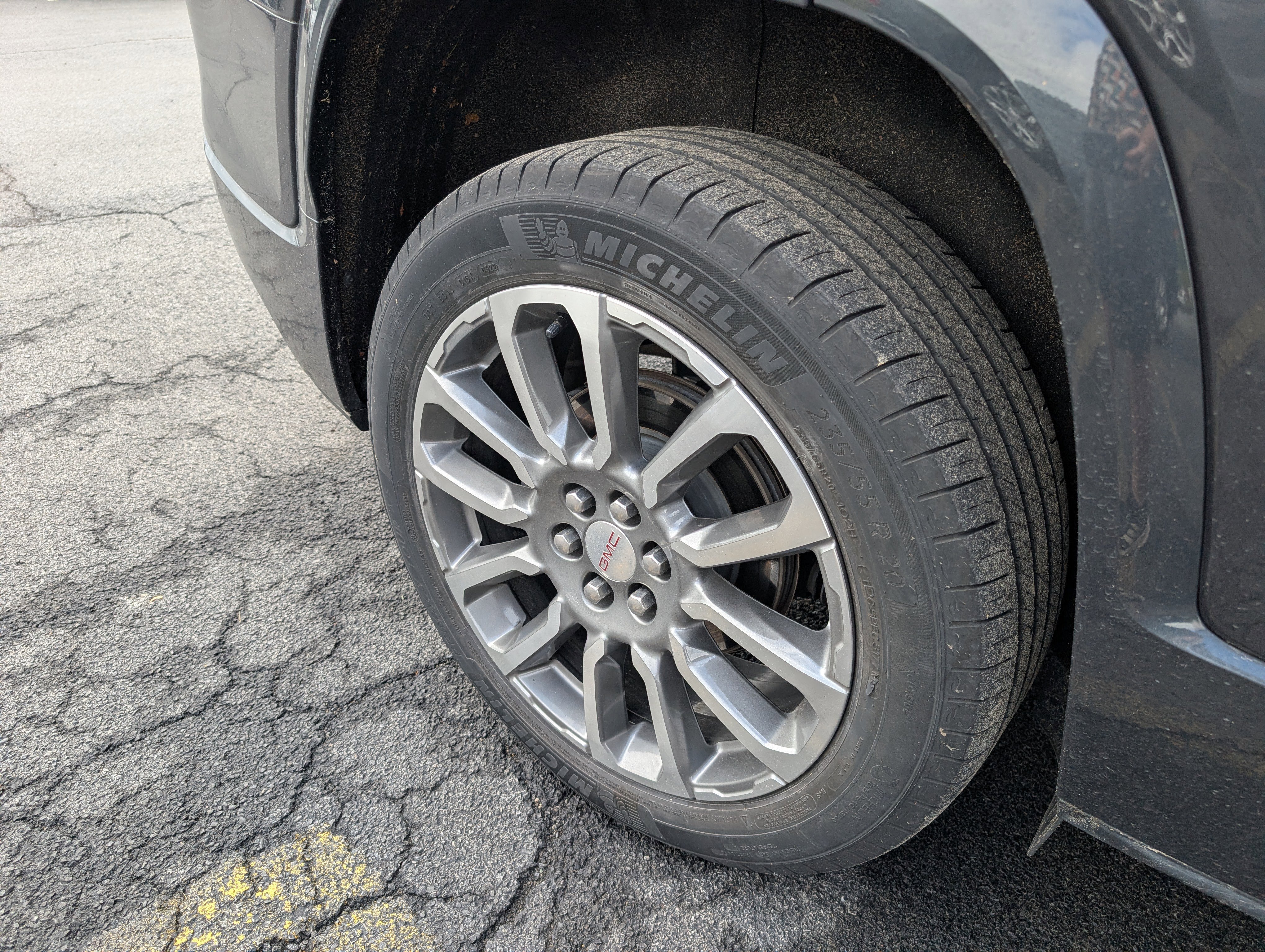 Used 2022 GMC Acadia Denali w/ Denali Ultimate Package image 10